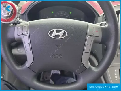 HYUNDAI STAREX 12-SEATER WAGON