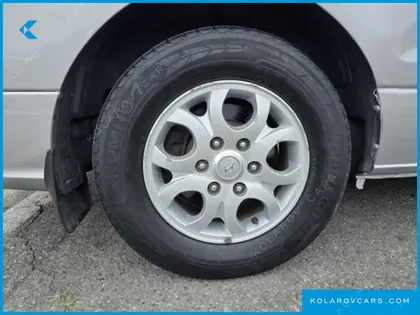 HYUNDAI STAREX 12-SEATER WAGON