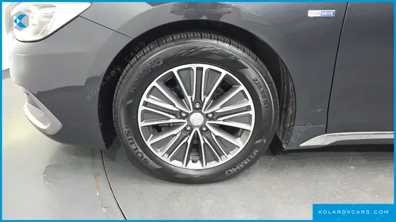 HYUNDAI GRANDEUR EXCLUSIVE