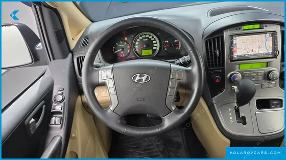 HYUNDAI STAREX CAMPING CAR