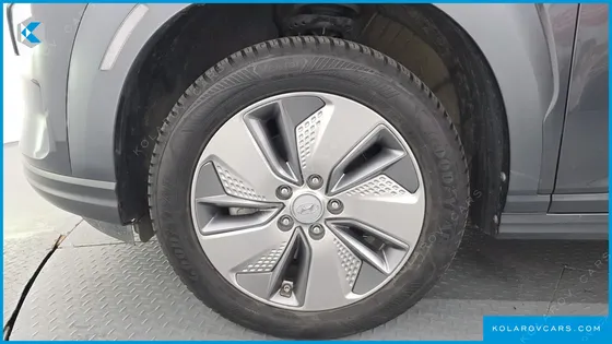 HYUNDAI KONA PREMIUM