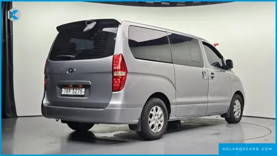 HYUNDAI STAREX 11-SEATER WAGON