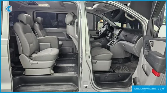 HYUNDAI STAREX 11-SEATER WAGON