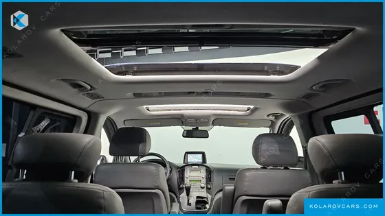 HYUNDAI STAREX 11-SEATER WAGON