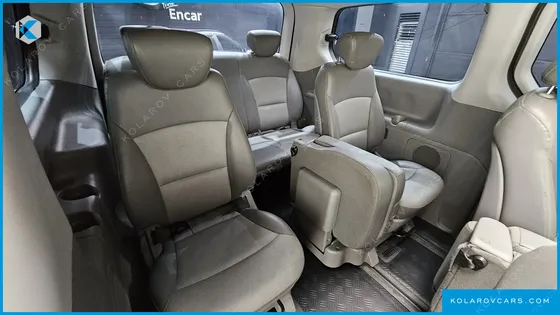 HYUNDAI STAREX 11-SEATER WAGON