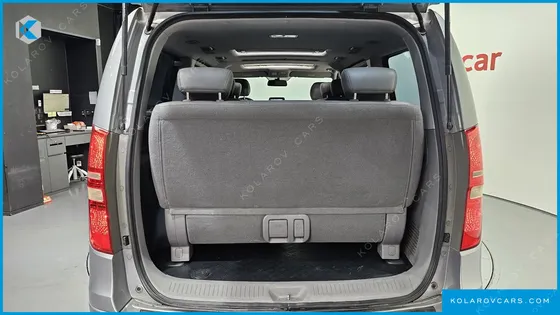 HYUNDAI STAREX 11-SEATER WAGON