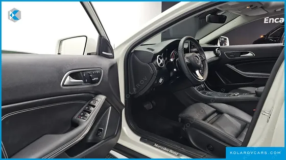 MERCEDES GLA-CLASS GLA200D 4MATIC ACTIVITY EDITION