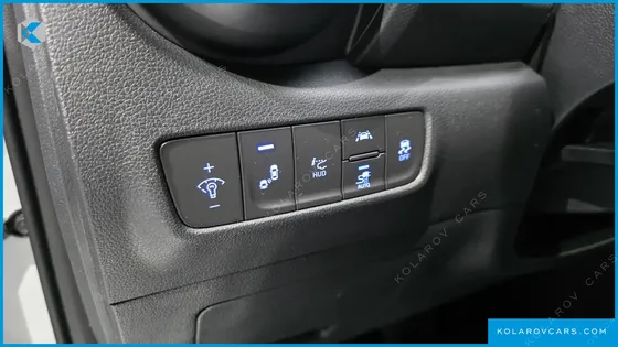 HYUNDAI KONA PREMIUM