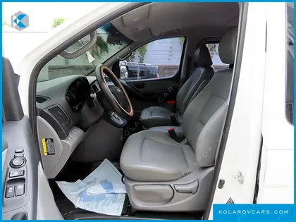 HYUNDAI STAREX 4WD 11-SEATER WAGON