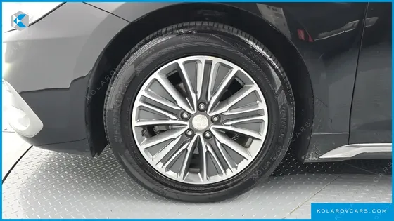 HYUNDAI GRANDEUR EXCLUSIVE