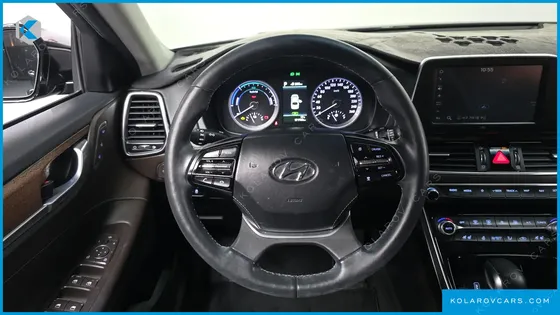 HYUNDAI GRANDEUR EXCLUSIVE