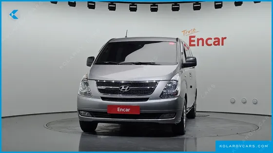 HYUNDAI STAREX 5-SEATER VAN