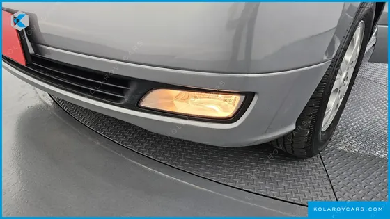 HYUNDAI STAREX 5-SEATER VAN