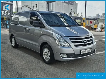 HYUNDAI STAREX 3-SEATER VAN