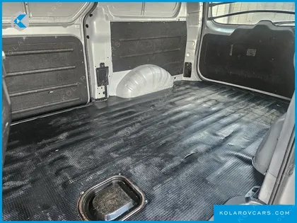 HYUNDAI STAREX 3-SEATER VAN