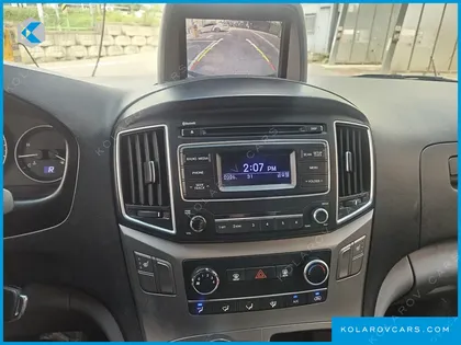 HYUNDAI STAREX 3-SEATER VAN