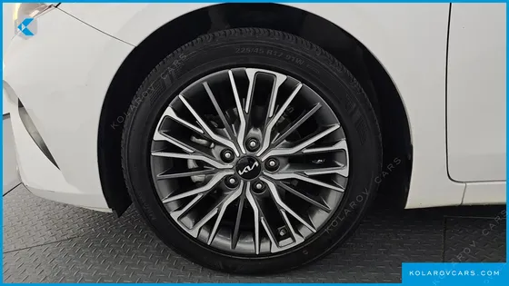 KIA K3 1.6