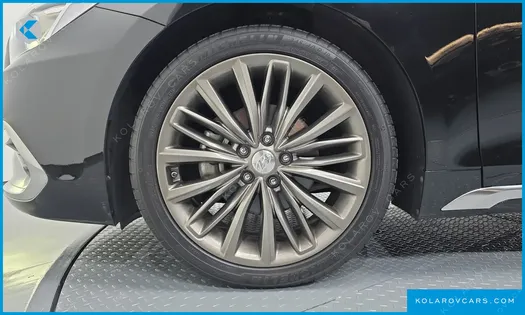 HYUNDAI GRANDEUR EXCLUSIVE