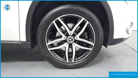 MERCEDES GLA-CLASS GLA220 PREMIUM