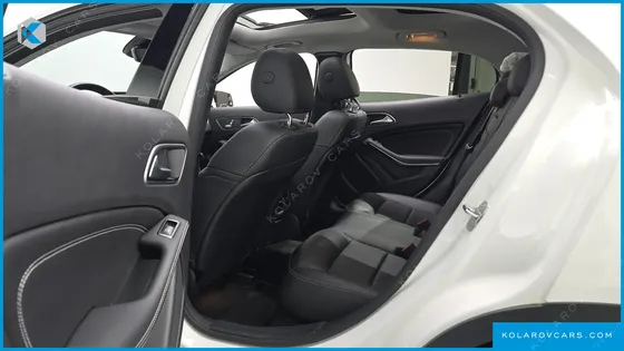 MERCEDES GLA-CLASS GLA220 PREMIUM