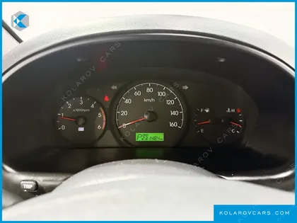 HYUNDAI STAREX 11-SEATER WAGON