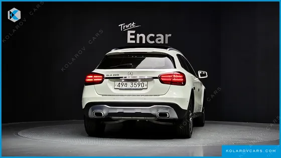 MERCEDES GLA-CLASS GLA220 PREMIUM