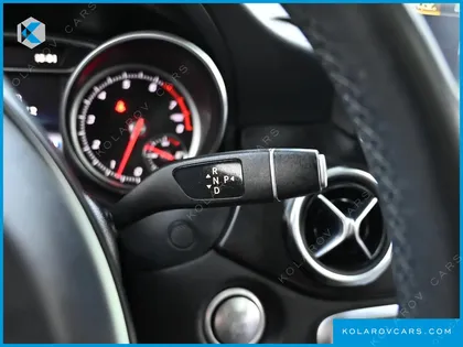 MERCEDES GLA-CLASS GLA220 PREMIUM