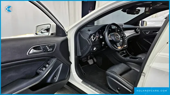 MERCEDES GLA-CLASS GLA220 PREMIUM