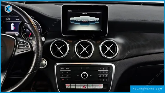 MERCEDES GLA-CLASS GLA220 PREMIUM