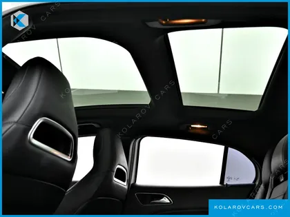 MERCEDES GLA-CLASS GLA220 PREMIUM