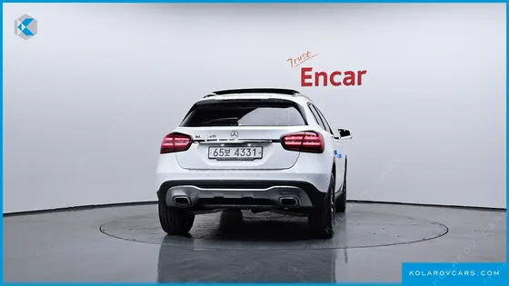 MERCEDES GLA-CLASS GLA220 PREMIUM