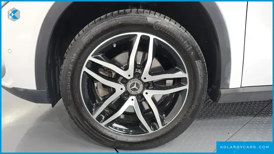 MERCEDES GLA-CLASS GLA220 PREMIUM