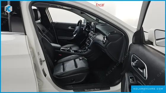 MERCEDES GLA-CLASS GLA220 PREMIUM