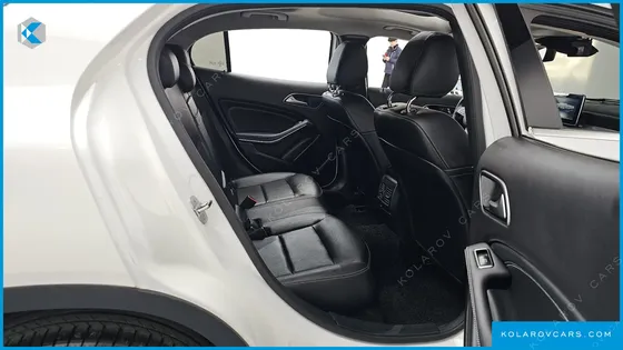 MERCEDES GLA-CLASS GLA220 PREMIUM