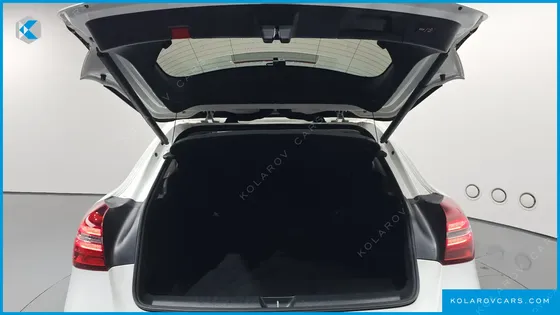 MERCEDES GLA-CLASS GLA220 PREMIUM
