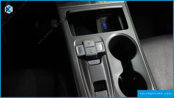 HYUNDAI KONA MODREN