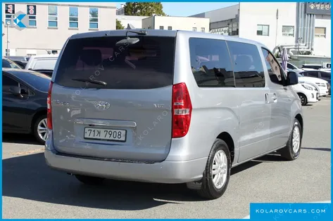 HYUNDAI STAREX 12-SEATER WAGON