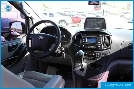 HYUNDAI STAREX 12-SEATER WAGON