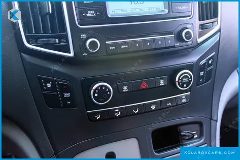 HYUNDAI STAREX 12-SEATER WAGON