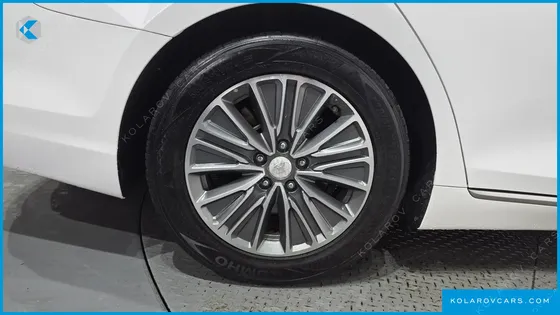 HYUNDAI GRANDEUR EXCLUSIVE