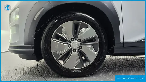 HYUNDAI KONA PREMIUM