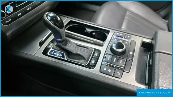 HYUNDAI GENESIS G330 PREMIUM AWD
