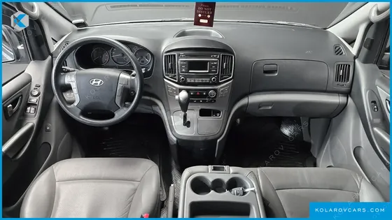 HYUNDAI STAREX 12-SEATER WAGON