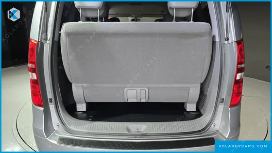 HYUNDAI STAREX 12-SEATER WAGON