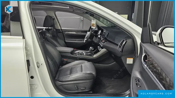 HYUNDAI GRANDEUR PREMIUM