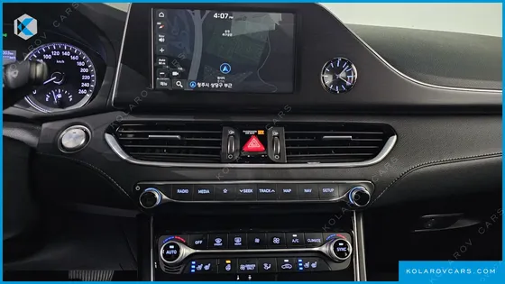 HYUNDAI GRANDEUR PREMIUM
