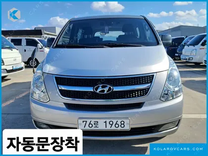 HYUNDAI STAREX 12-SEATER WAGON