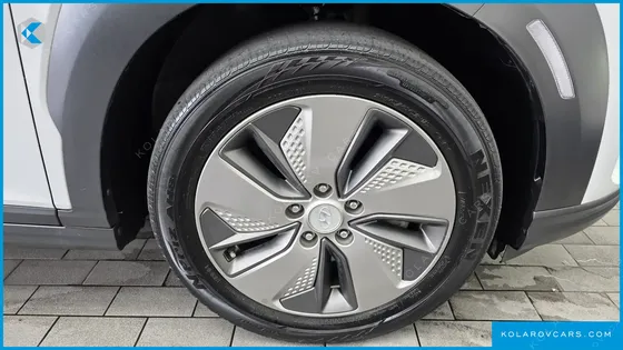 HYUNDAI KONA PREMIUM