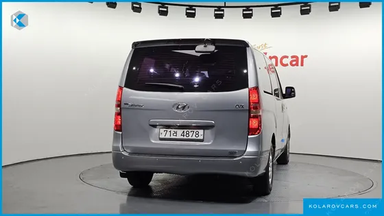 HYUNDAI STAREX 12-SEATER WAGON