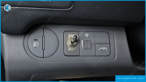 HYUNDAI STAREX 12-SEATER WAGON